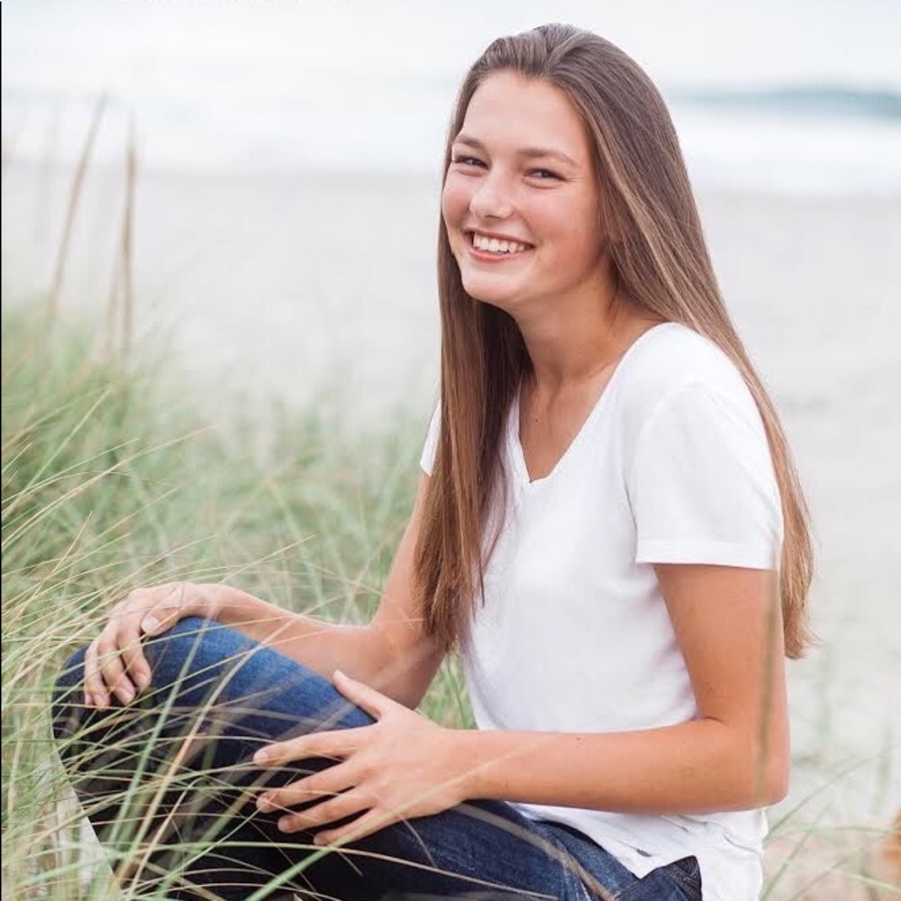 Meet your Posher, Anika